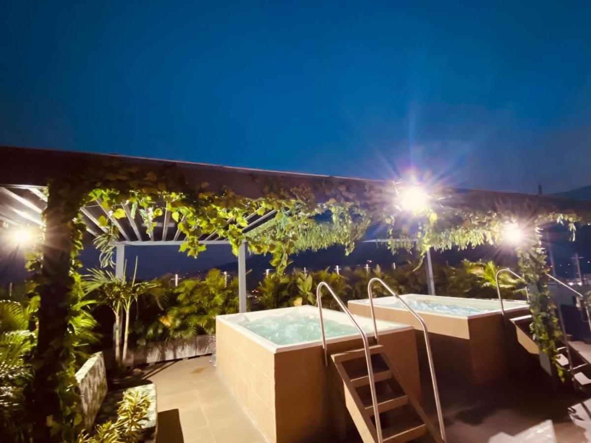 Hotel Doral Inn اباغويه المظهر الخارجي الصورة