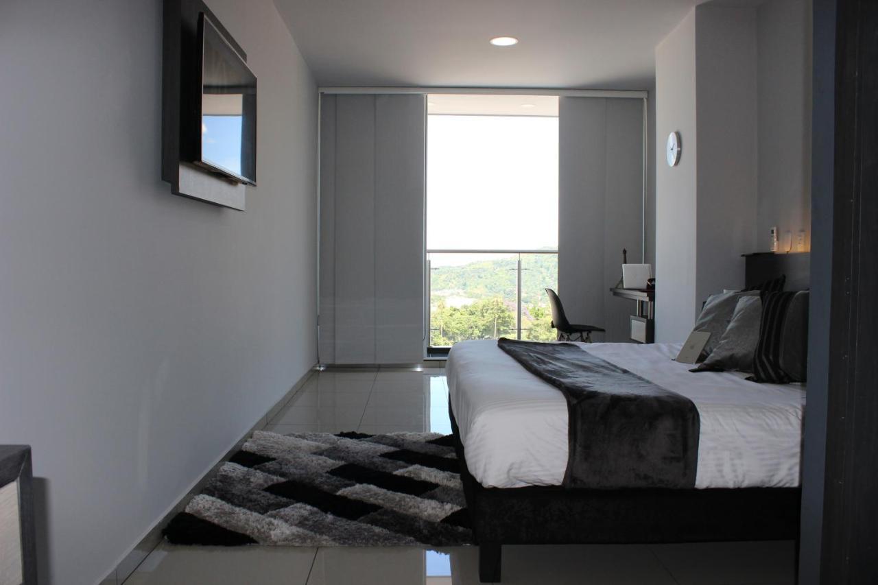 Hotel Doral Inn اباغويه المظهر الخارجي الصورة