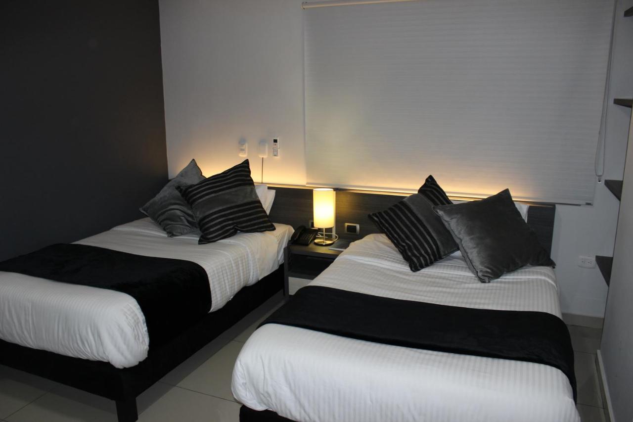 Hotel Doral Inn اباغويه المظهر الخارجي الصورة
