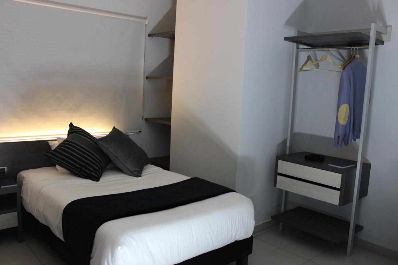 Hotel Doral Inn اباغويه المظهر الخارجي الصورة