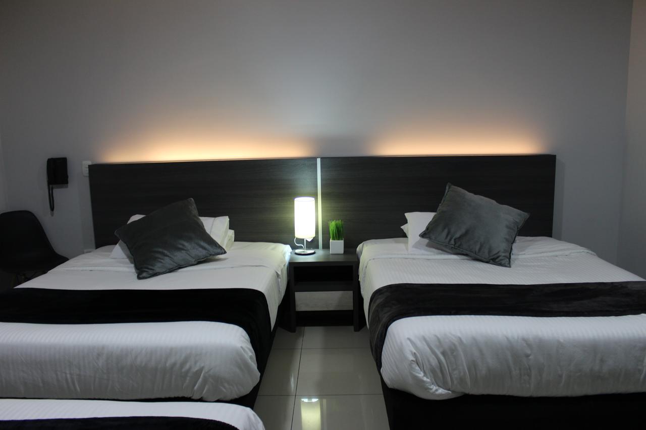 Hotel Doral Inn اباغويه المظهر الخارجي الصورة